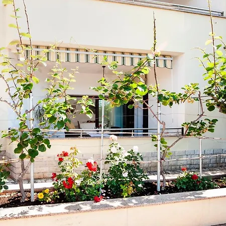 Apartment Milar