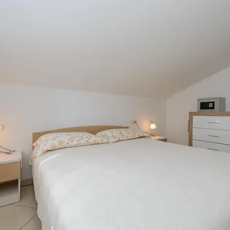 Apartment Milar *